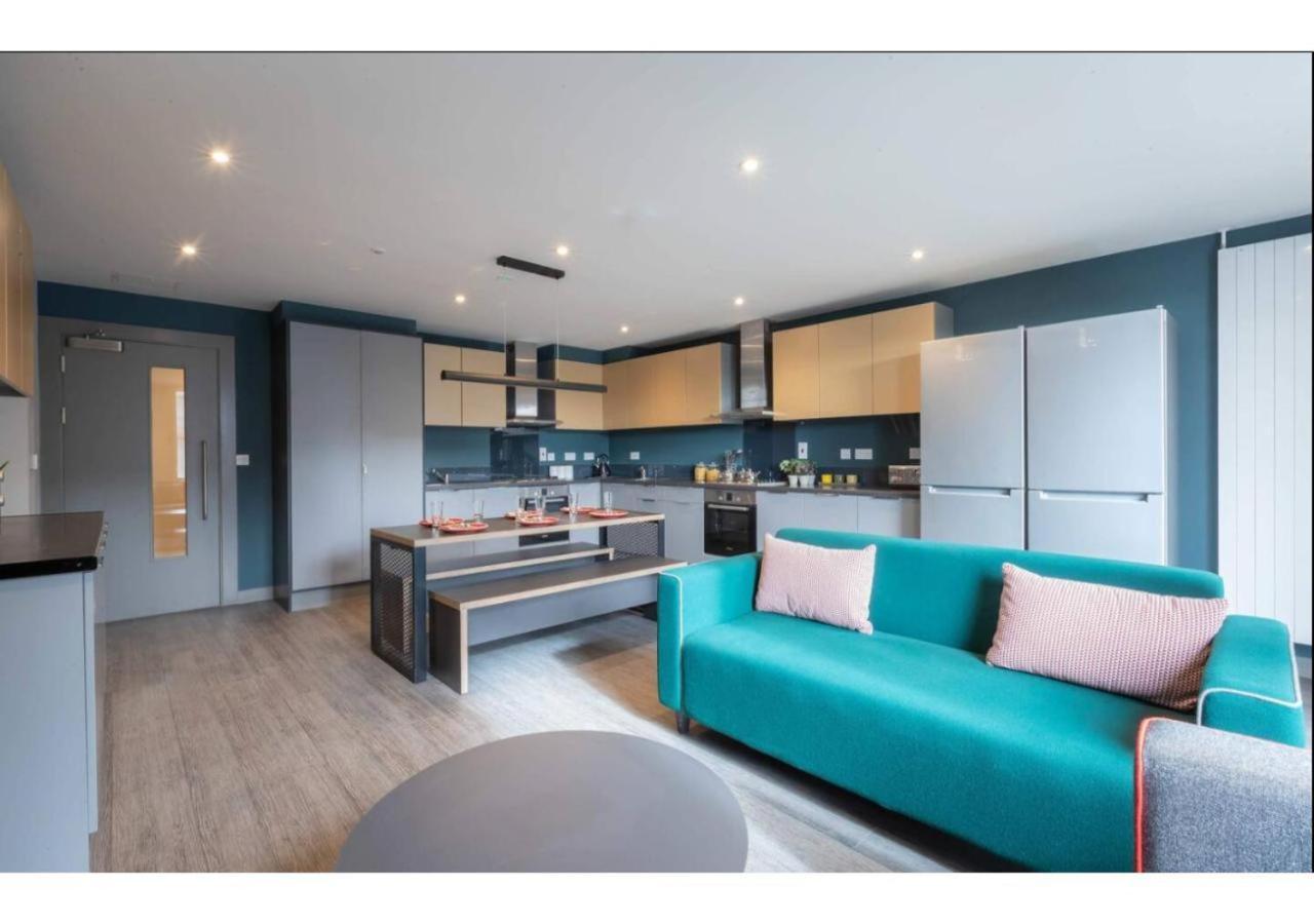 Joivy Affordable Dublin Thomas Street - Adults Only Apartment Екстериор снимка